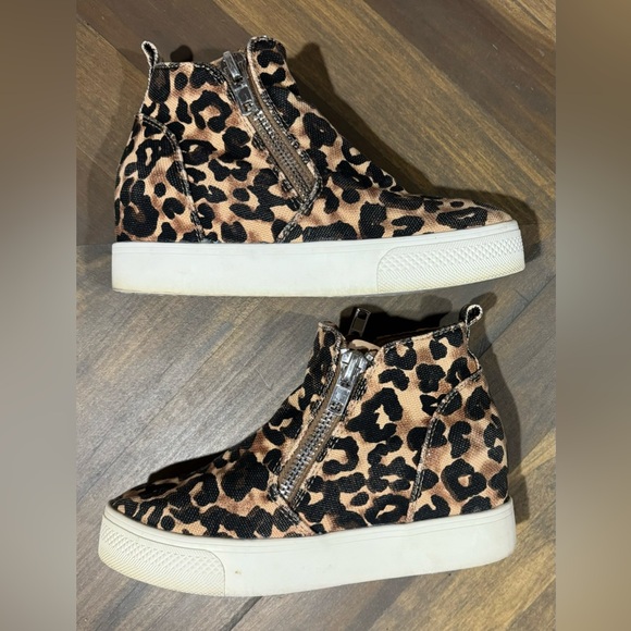 Women’s Steve Madden Cheetah Print Wedgie Sneaker Shoes Size 5.5M WEDG01S1 - Picture 6 of 9